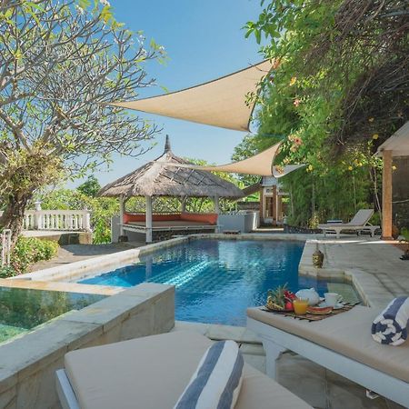 Villa Dinding Batu ซีงาราจา ภายนอก รูปภาพ
