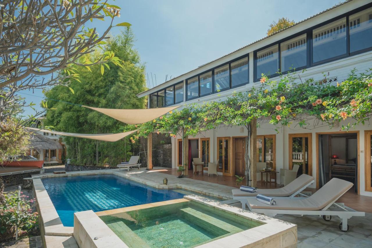 Villa Dinding Batu ซีงาราจา ภายนอก รูปภาพ