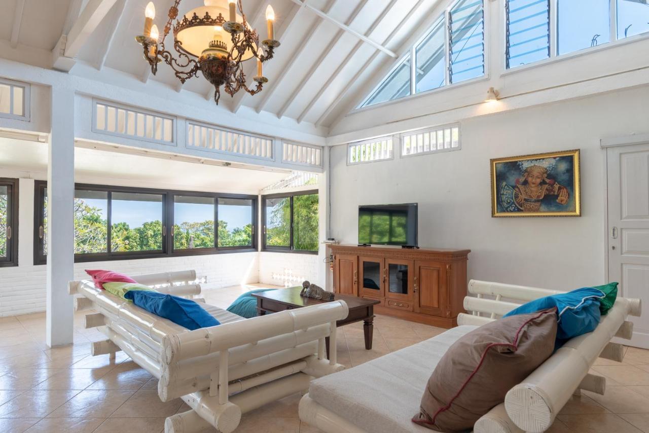 Villa Dinding Batu ซีงาราจา ภายนอก รูปภาพ