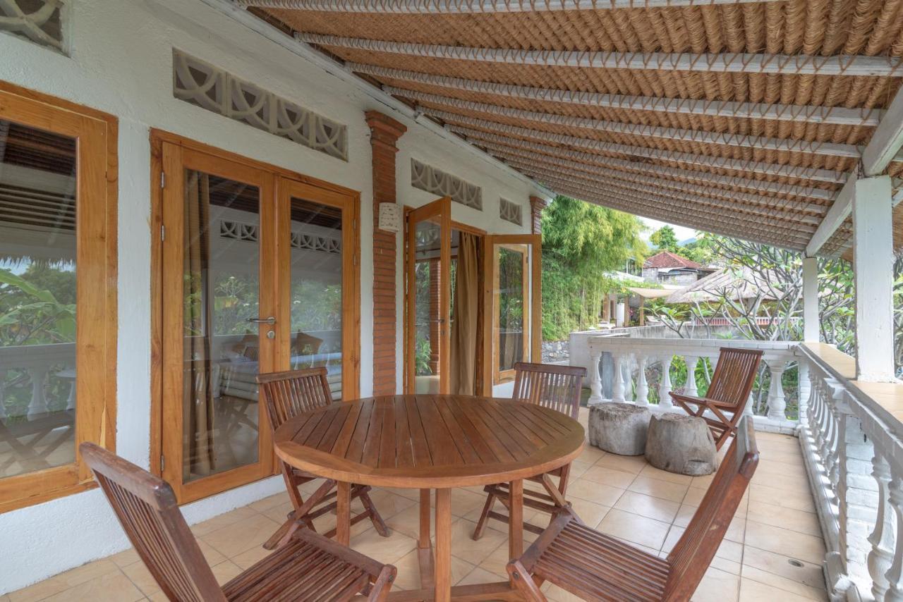 Villa Dinding Batu ซีงาราจา ภายนอก รูปภาพ