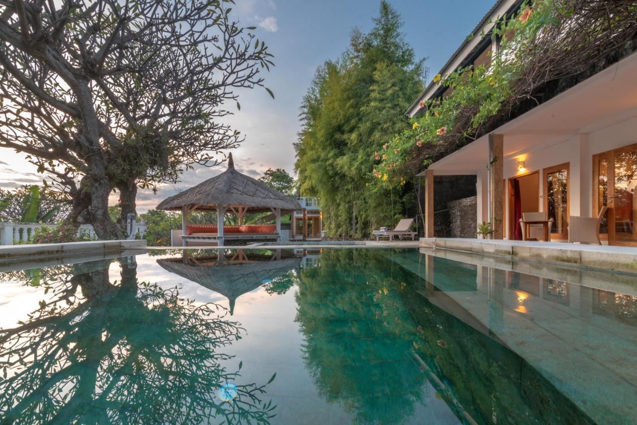 Villa Dinding Batu ซีงาราจา ภายนอก รูปภาพ