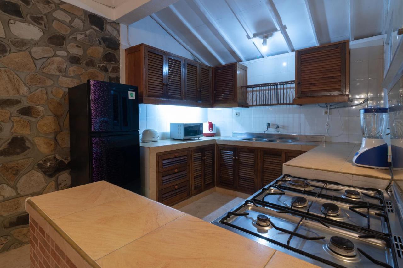 Villa Dinding Batu ซีงาราจา ภายนอก รูปภาพ