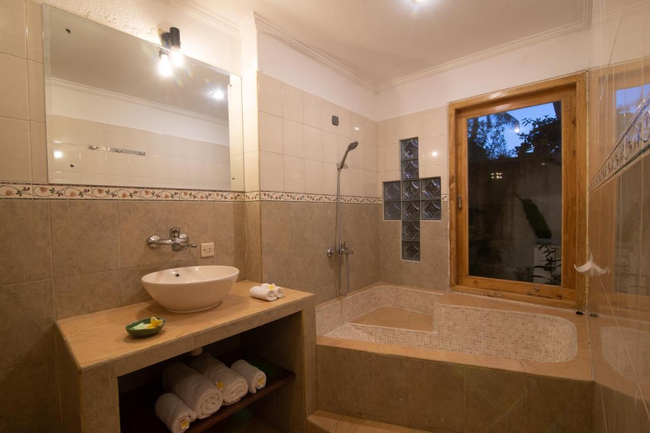 Villa Dinding Batu ซีงาราจา ภายนอก รูปภาพ