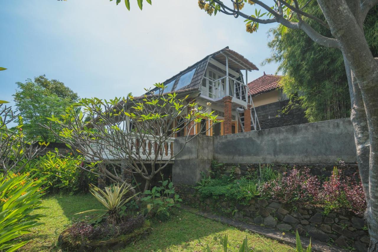 Villa Dinding Batu ซีงาราจา ภายนอก รูปภาพ