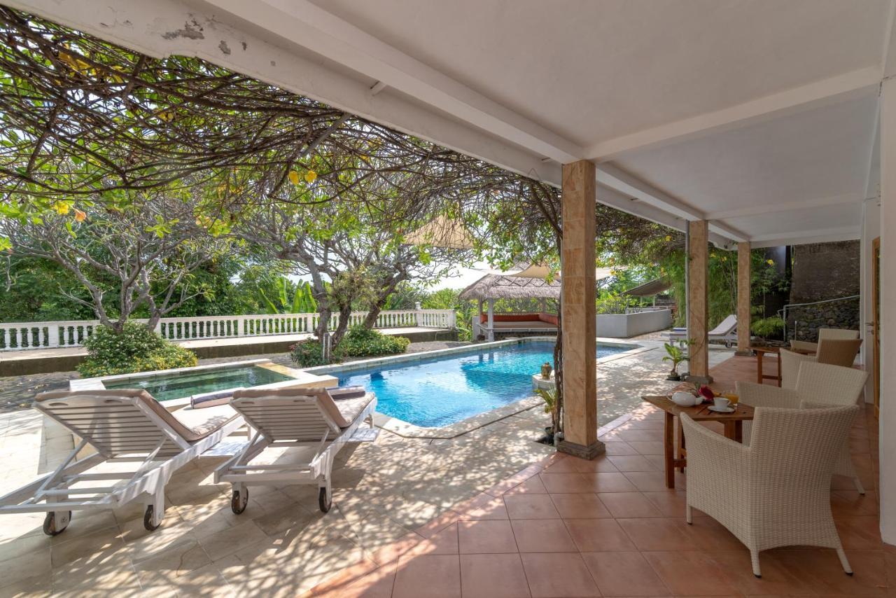 Villa Dinding Batu ซีงาราจา ภายนอก รูปภาพ