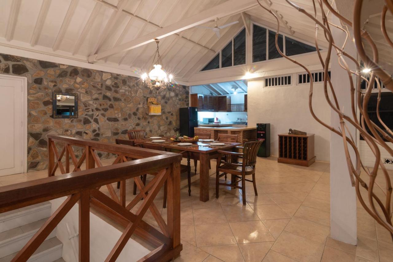 Villa Dinding Batu ซีงาราจา ภายนอก รูปภาพ
