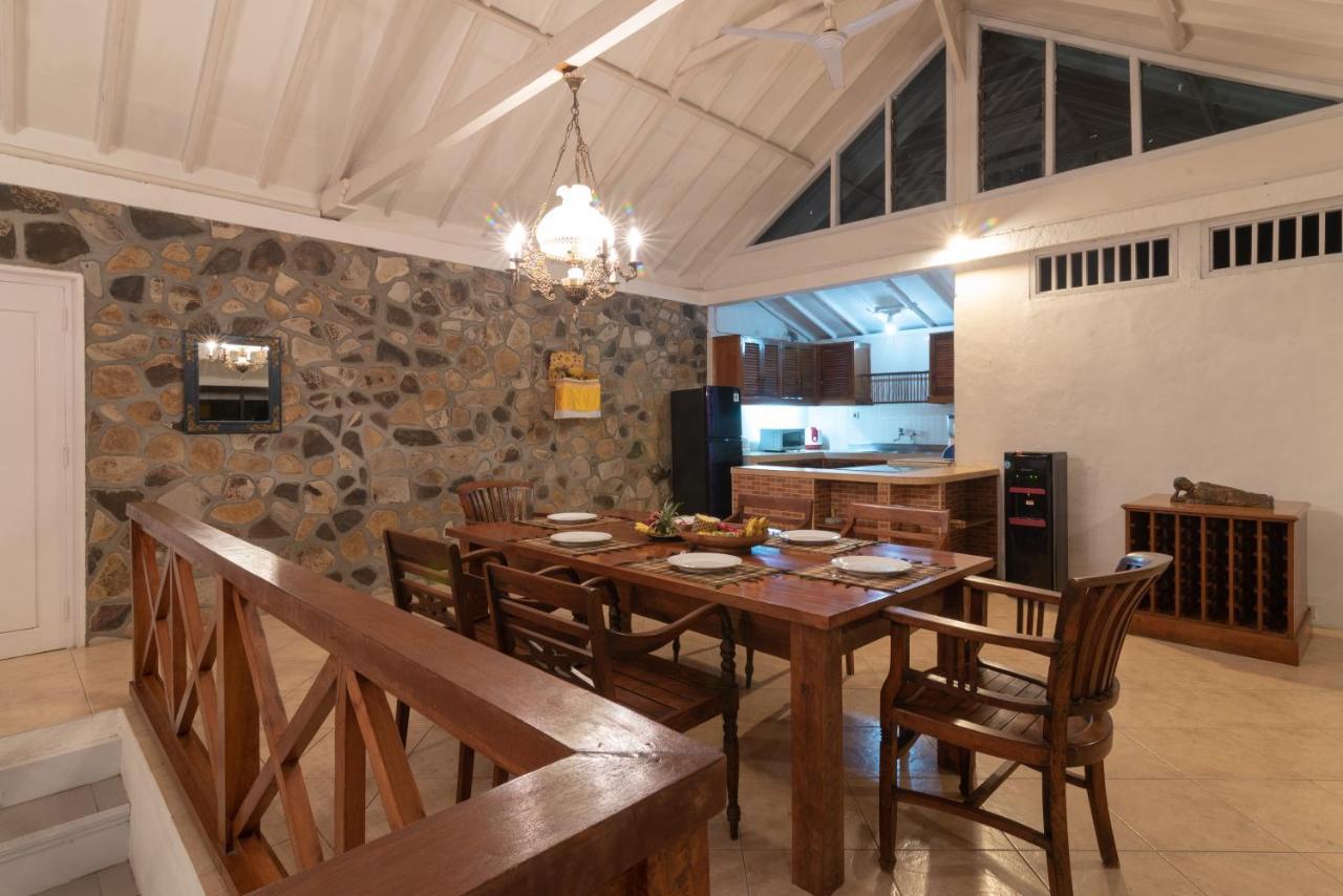 Villa Dinding Batu ซีงาราจา ภายนอก รูปภาพ